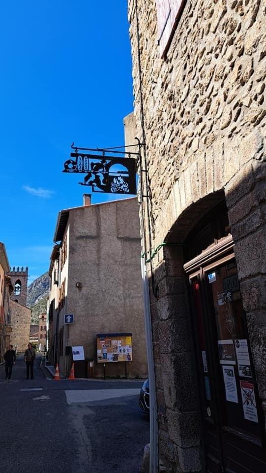 Maison Les Ramparts Villefranche-de-Conflent Luaran gambar