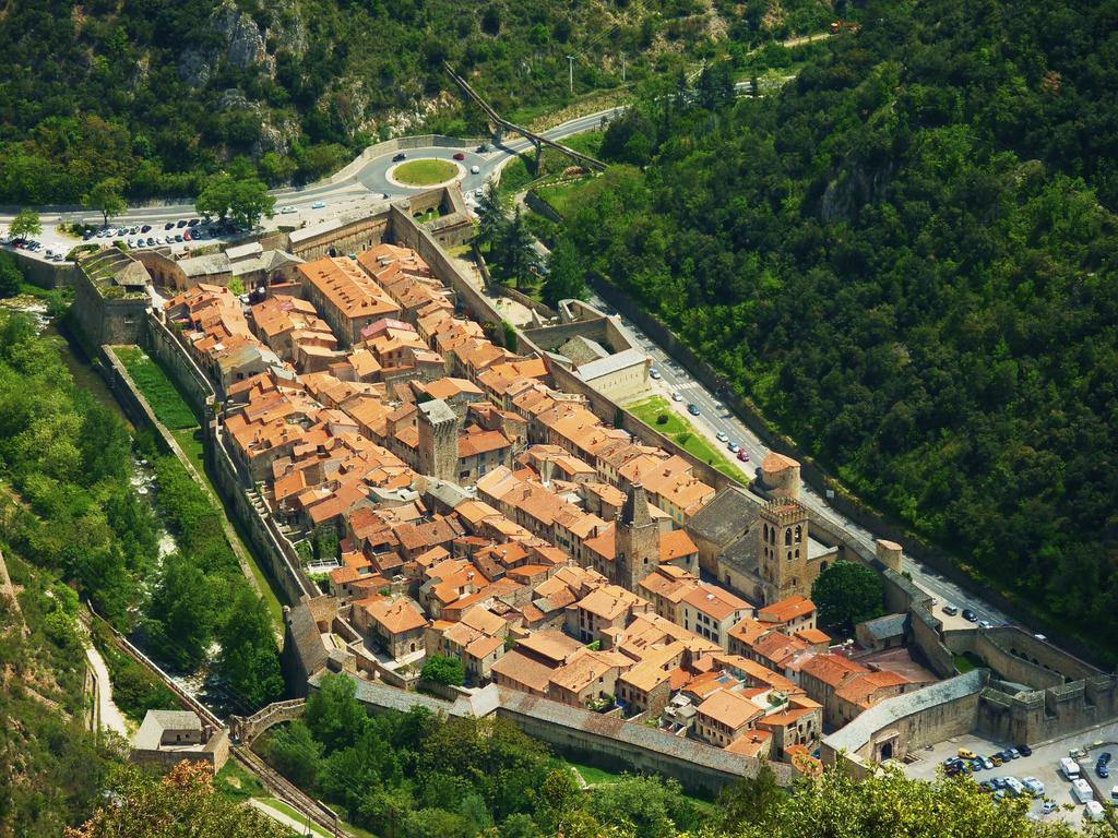 Maison Les Ramparts Villefranche-de-Conflent Luaran gambar